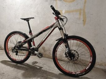 Nukeproof Snap dirt