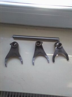 honda  valkyrie  1500  wodziki skrzyni  biegów