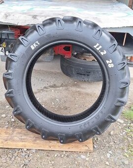 Opona rolnicza 11.2-28 BKT TR135