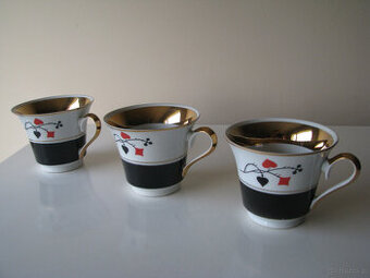 Piękne porcelanowe filiżanki karciane ze złoceniami Ćmielów