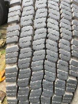 sprzedam opony 275/70/r22,5 CONTINETAL M+S bieżnik ok 18 mm