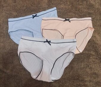 Damskie figi rozm.XL różne kolorowy kpl 3szt