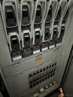Sprzedam rozdzielnię elektryczną przemysłową