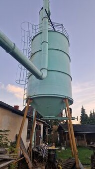 pojemnik, zbiornik na materiały sypkie i budowlane, cement