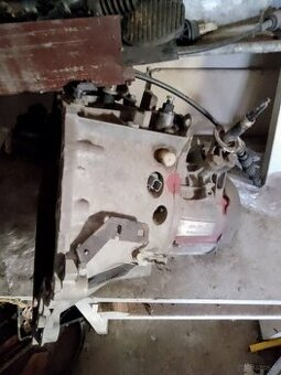 Skrzynia biegów manualna peugeot 4o6 coupe