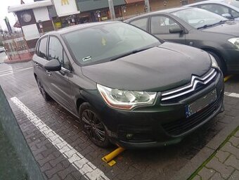 Sprzedam Citroen C4 1,6 klimatyzacja, nawigacja tempomat