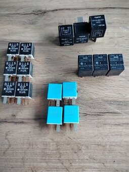 Przekaźnik Mazda cz7