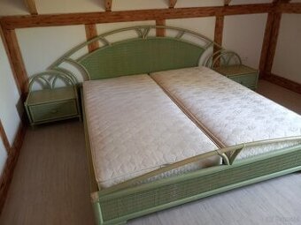 łóżko 2-osobowe rattanowe (akwamaryny wenecka)+ sofa kwiatow