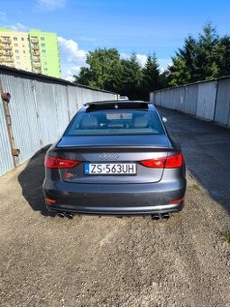 Audi S-3 2.0 TFSI 300 PS Quattro