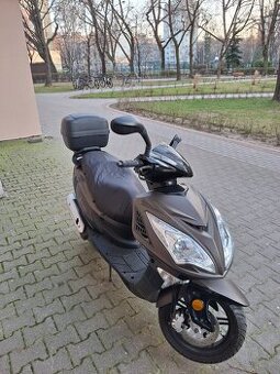 Sprzedam skuter Junak 125ccm.