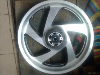 Honda gl 1800 Gold Winga felga przód