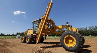 Refundacja 50% NOWA równiarka drogowa a CAT Caterpillar