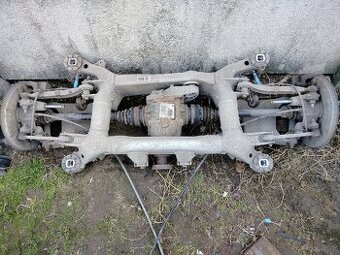 Kompletna belka tylna bmw E60 E61