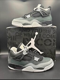 Jordan 4 Retro Strach