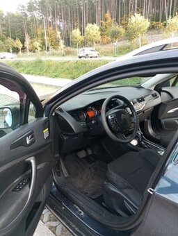 Sprzedam C5 x7 kombi 2.0 HDi 136km 334000 przebiegu