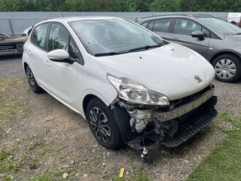 Peugeot 208 1.0i, r.2015, klimatyzacja