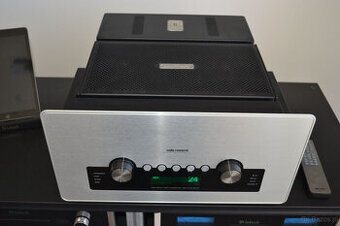Audio Research GSi75 ( Price: 3500 EUR )