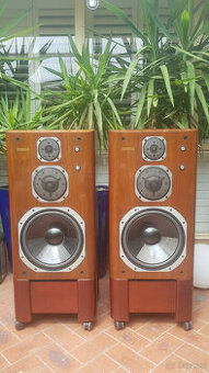Yamaha NS-2000 - 3.000 EURO