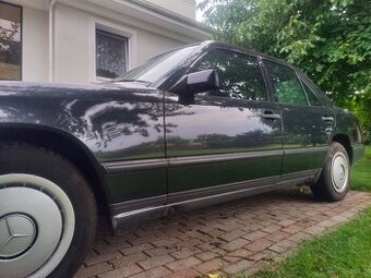 MERCEDES BENZ 124