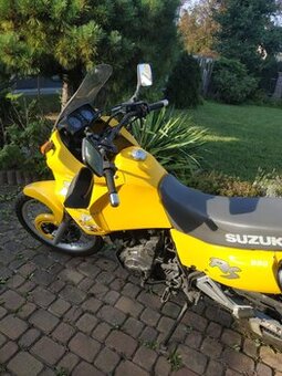 SUZUKI DR 650  SUPER  STAN MAŁY PRZEBIEG
