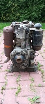 Silnik HATZ E780 uszkodzony