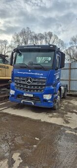 sprzedam ciagnik 4x4 Mercedes Arocs