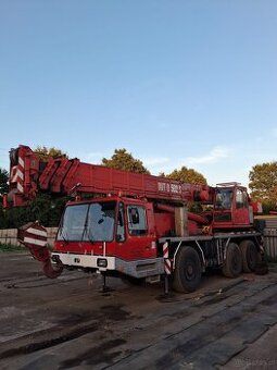 Żuraw samojezdny BUMAR DUT 0502 S (50t) – w pełni sprawny