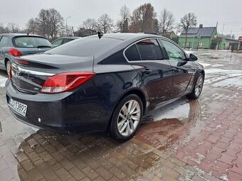 Opel insygnia 2.0 cdti sedan czarny metalik