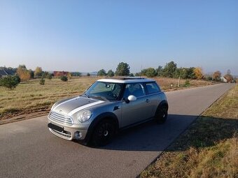 Mini Cooper 1.6 diesel - 1