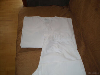 Sprzedam męski tzw. mundurek medyczny rozmiar  56 nowy, cena