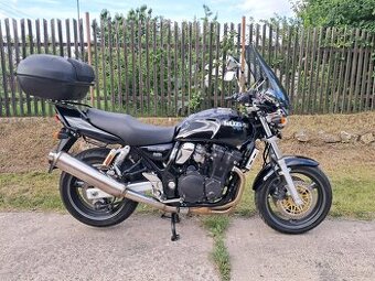Suzuki Gsx 750 Inazuma top