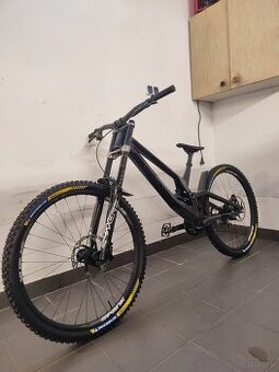 Canyon sender CFR  + 2 komplety kół