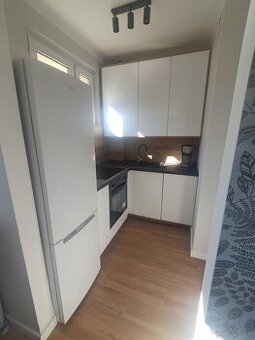 2 pokoje, powierzchnia 31.17m2, balkon, I piętro,Kalisz