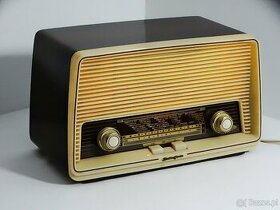 Małe radio lampowe GRAETZ PAGE 809 E Niemcy 1959 r.