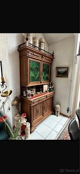 Sprzedam zabytkową Szafę i Kredens