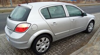 Opel   Astra    2           1.8 benz    130KM