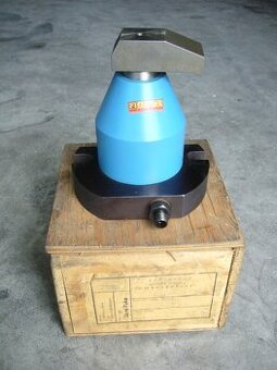 Hydrauliczny zacisk obrotowy Huo 52 U