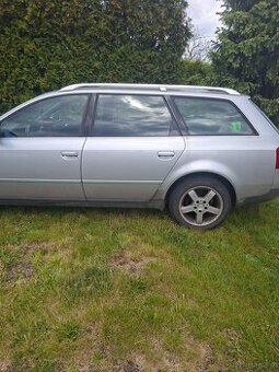 sprzedam audi a 6 kombi 1800 benzyna ma długie opłaty oc prz