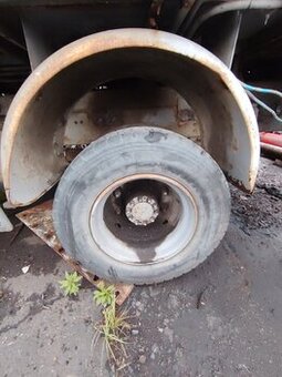 Volvo FL6 most tylny