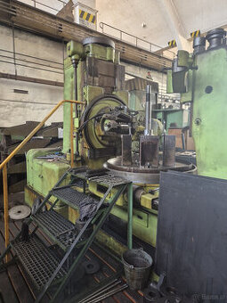 Frezarka do kół zębatych FO 16