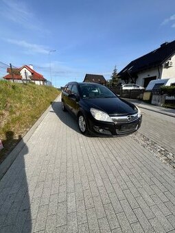 sprzedam Opla Astra