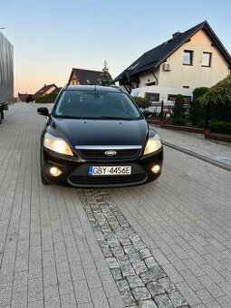 Sprzedam Forda Focus 1,6 Benzyna 175 km przebiegu
