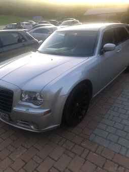 Chlysler300cSRT