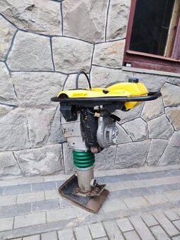 Skoczek, Stopa, Ubijak stopowy, zagęszczarka Wacker Neuson B