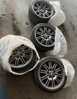 Na sprzedaż oryginalne felgi BMW M3 E46 Styling 67 – klasyka