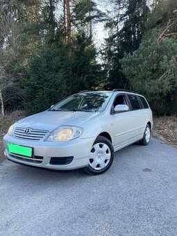 Corolla 1,4 benzyna 2005r
