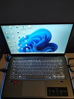 Sprzedam Laptop Acer Swift 3 Srebrny