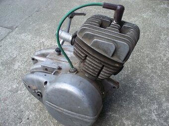 wsk 125 - silnik