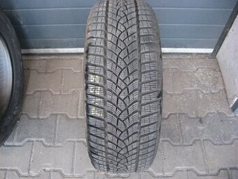 205/55R16 GOODYEAR Ultra Grip Performance +  nr.P128