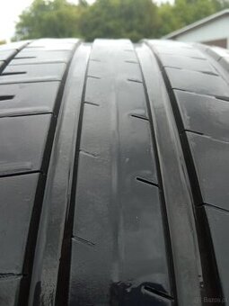 Opony 285/45/20 r FALKEN AZENIS FR510 SUF112y rok 2022 bieżn